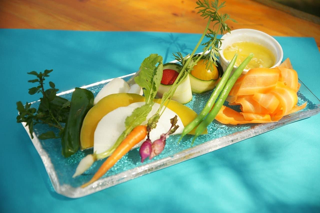 茨城・大子町でランチ＆ディナーカフェ＆ゲストハウス　咲くカフェ　メニュー。「大子野菜のバーニャカウダ」