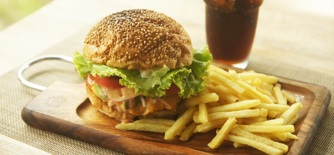 茨城・大子。咲くカフェの食の話。ハンバーガー。 LEMSのコラム