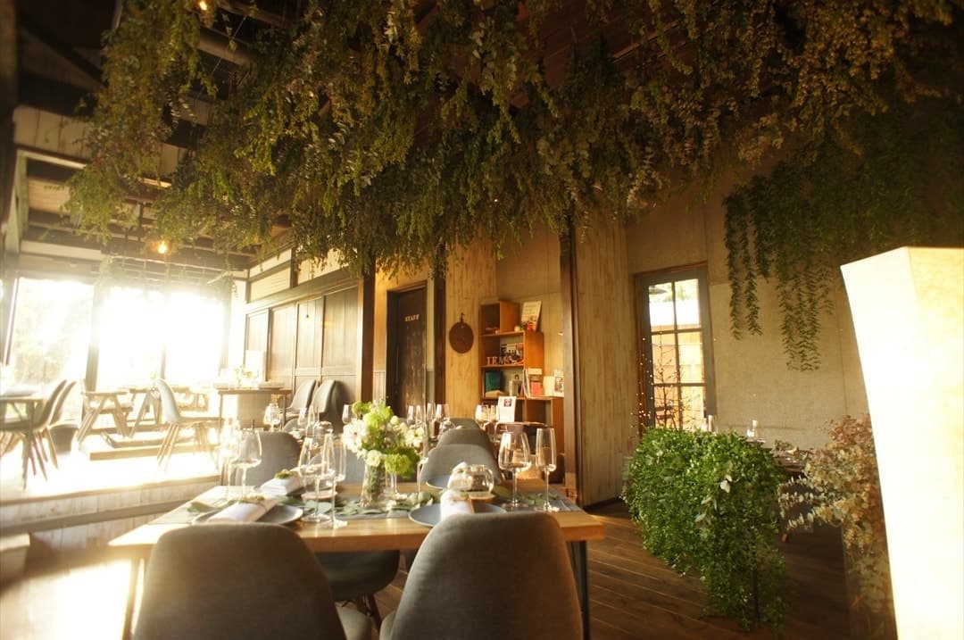 茨城・大子、お洒落カフェ＆ゲストハウス、咲くカフェのガーデンウェディング。garden wedding。